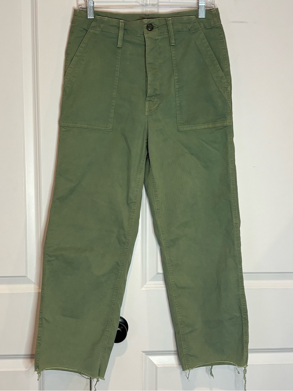 Mother Patch Pocket Private Ankle Fray Army Green Raw Hem Pants 26